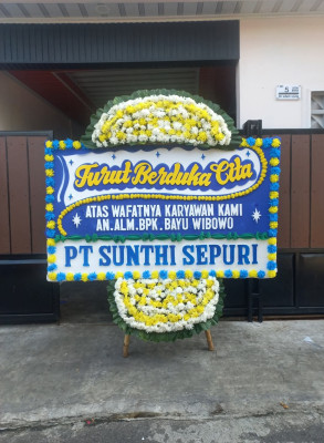 Papan Bunga Duka di Kedunggalar