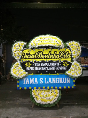 Papan Bunga Duka di Kedunggalar