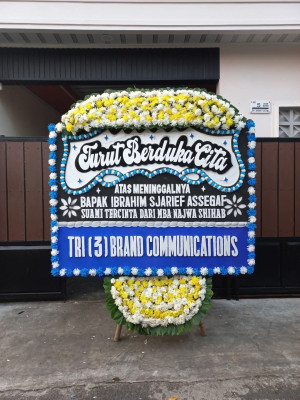 Papan Bunga Duka di Kedunggalar